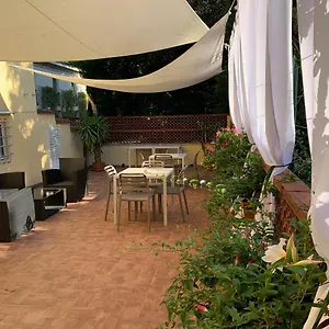 la-terrazza-di-via-elisa.it-tuscanyhotel.com/